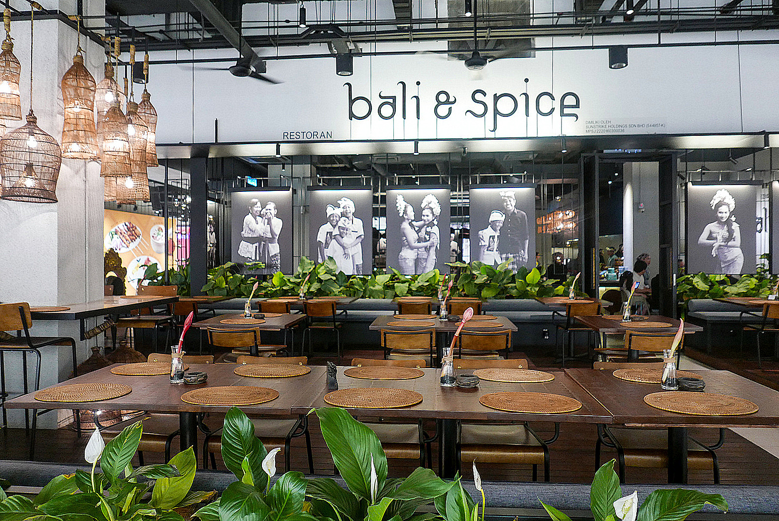 1. Bali & Spice