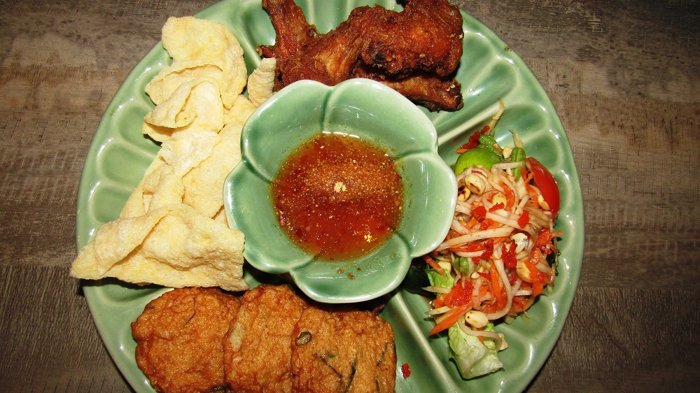 4. Mr Tuk Tuk - Thai special platter