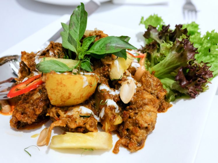 Kon Rak Pak Thai Vegetarian Cuisine (3)