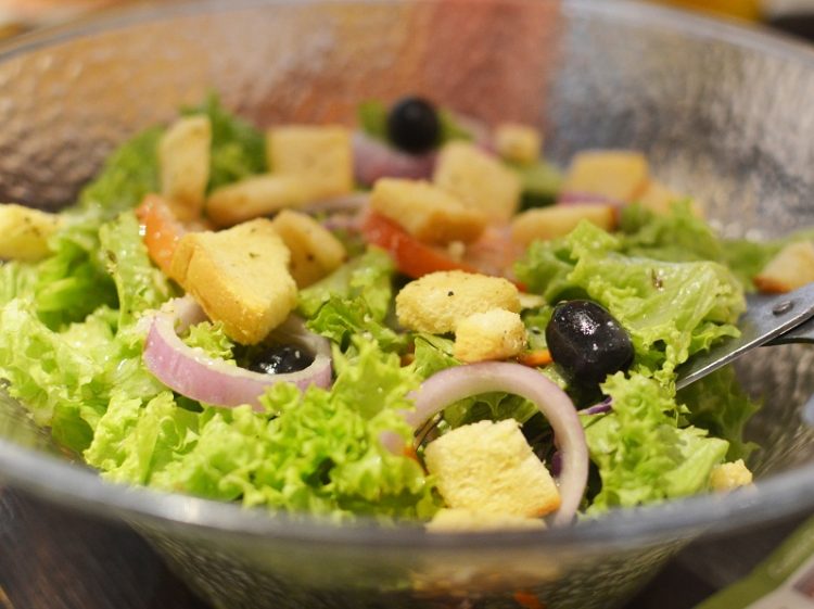 olivegarden-salad