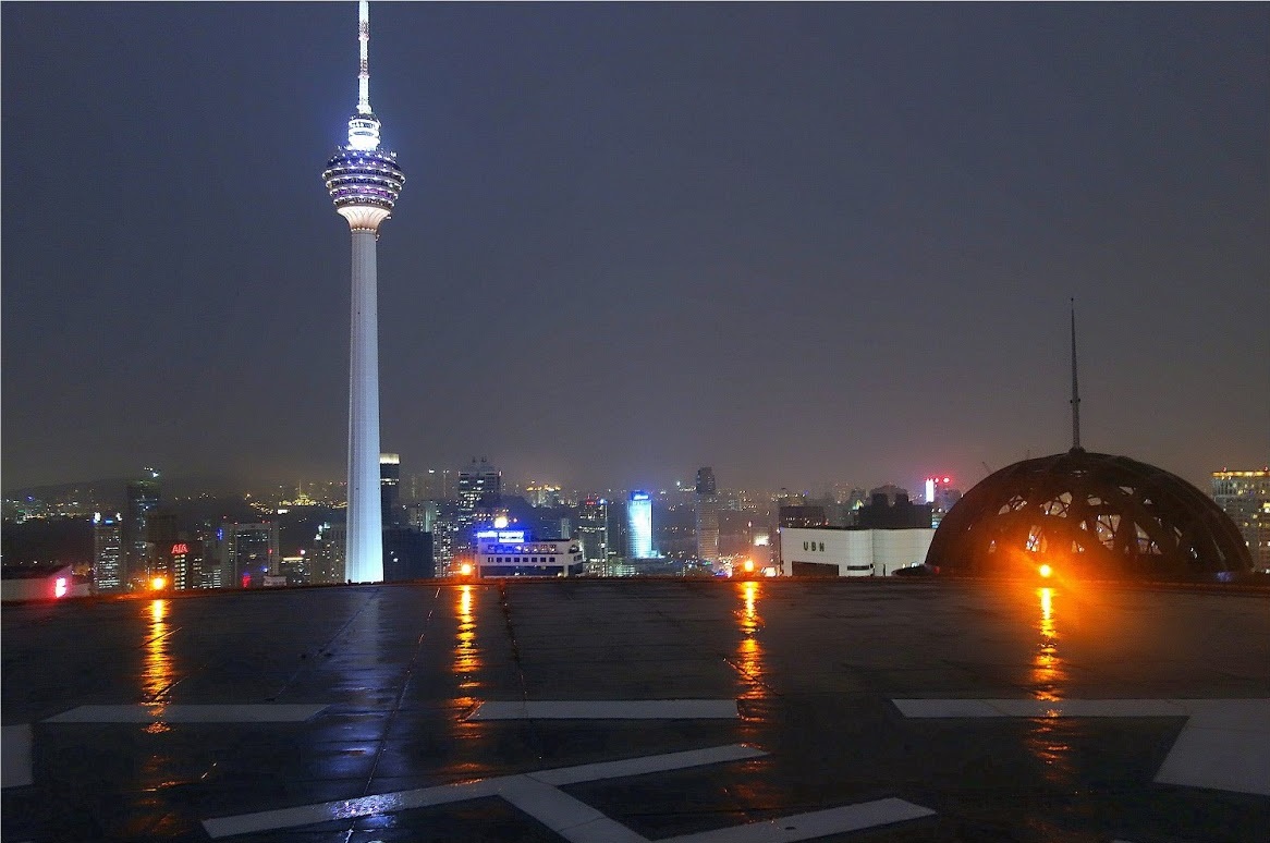 Heli_Lounge_Bat_at_Menara_KH_Sultan_Ismail_Restaurant_Review2