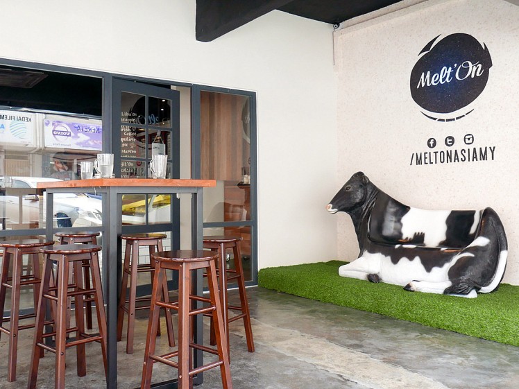 Melt'On Ice Cream at SS15 Subang: Cafe review