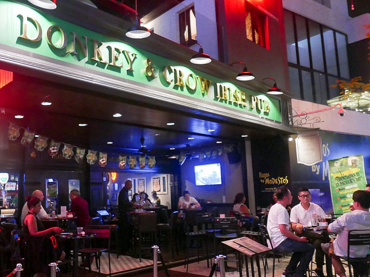 Donkey & Crow Irish Pub at TREC KL: Pub review