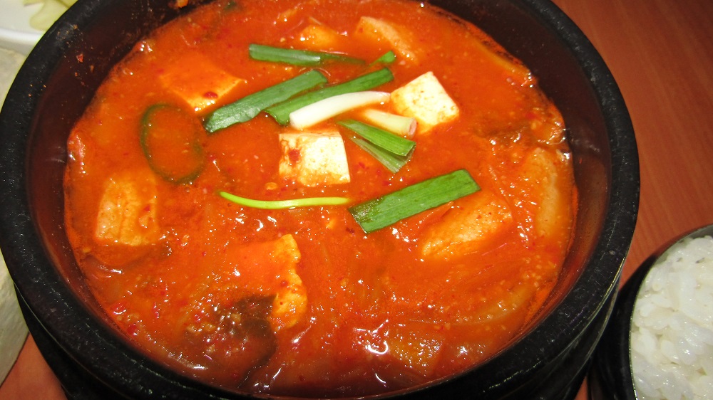 Jung Won Korean BBQ - kimchi soup with chicken