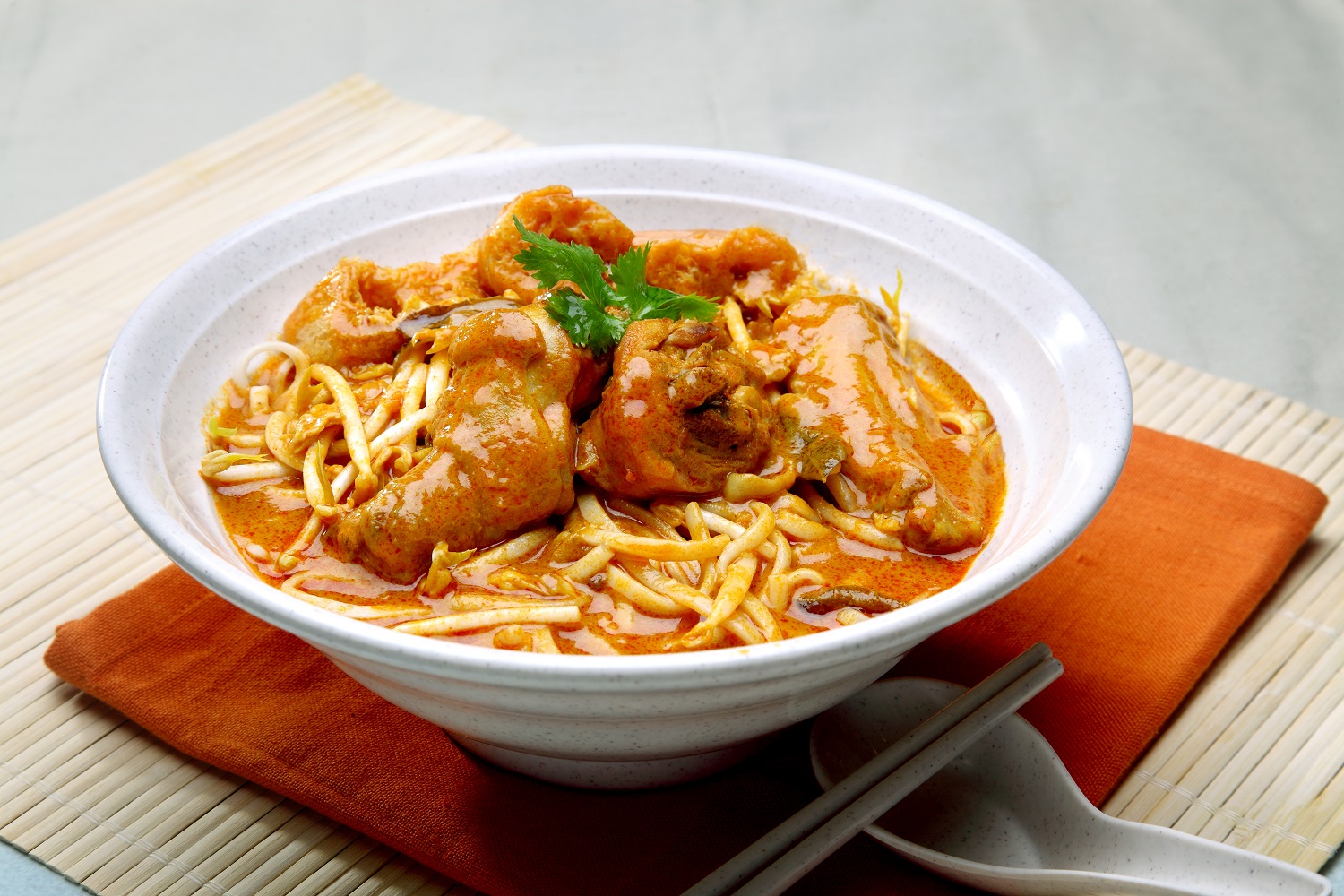 Esquire Kitchen Curry Chicken Noodles