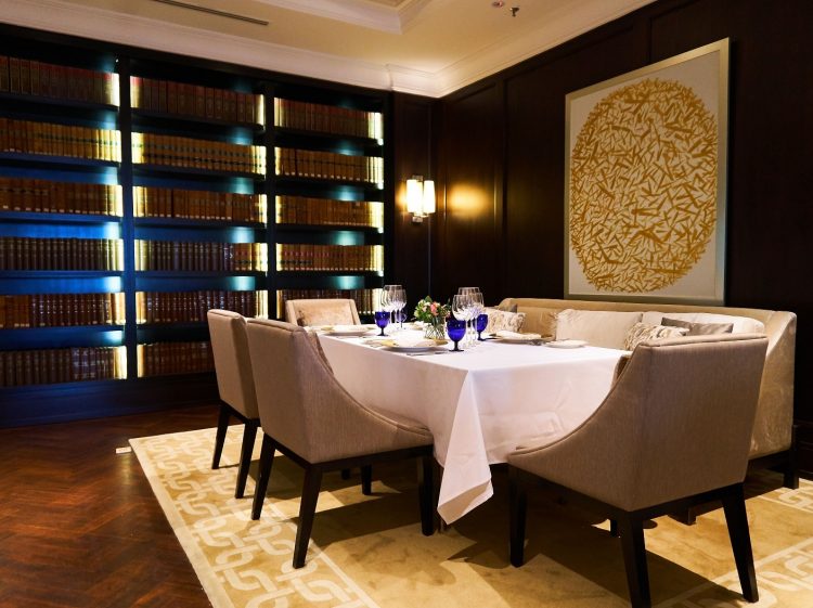 Sunday Roast at the Ritz-Carlton: Restaurant Review