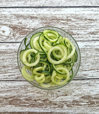 yee sang cucumber