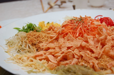 yee sang crackers